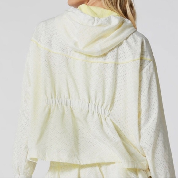 Free People Movement Rain Runner Pullover Jacket Hooded - Picture 5 of 16